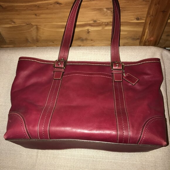 Red Coach Hampton Business Tote Bag Carryall Purse - Picture 16 of 16